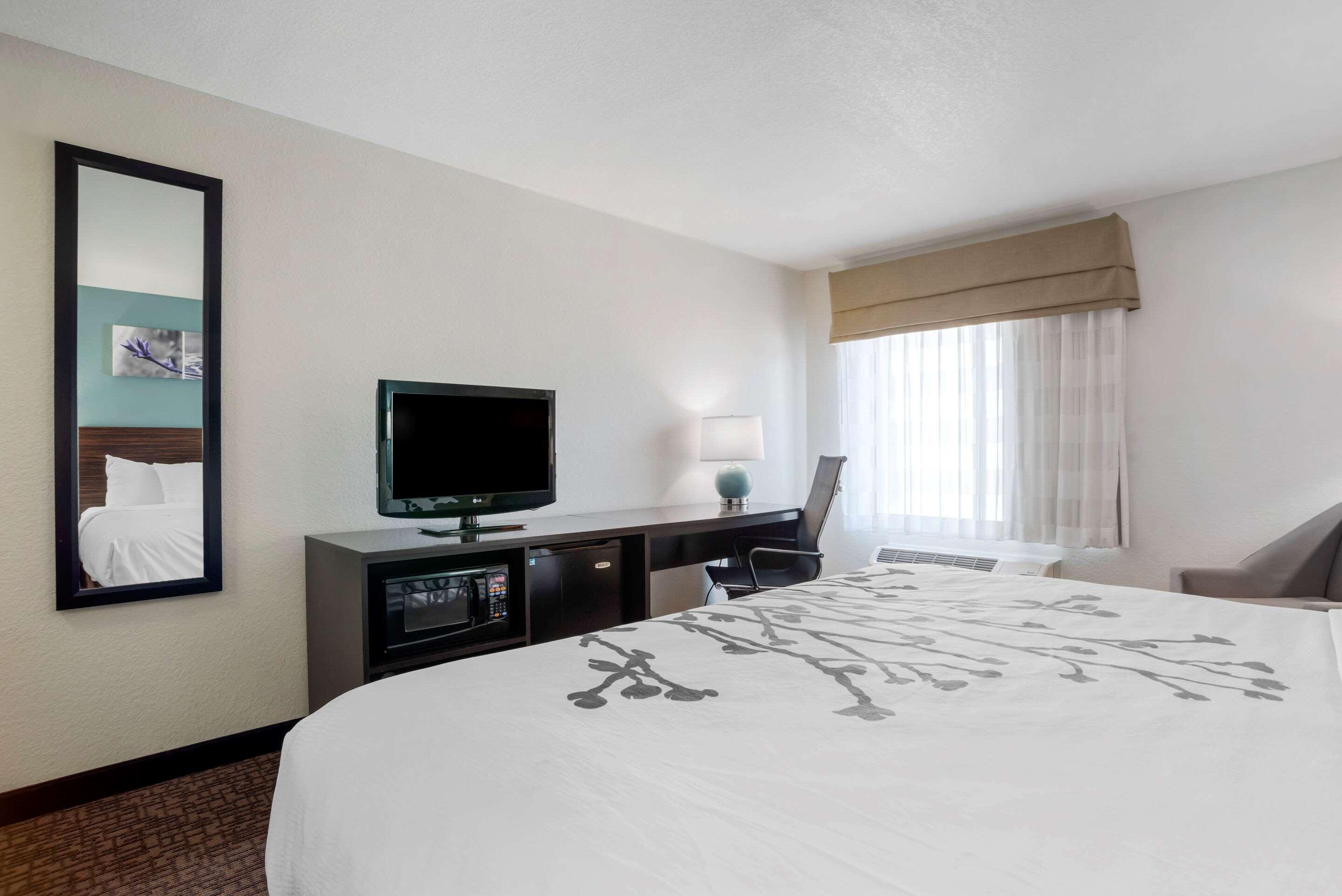 Sleep Inn & Suites Auburn Campus Area I-85 Exterior foto