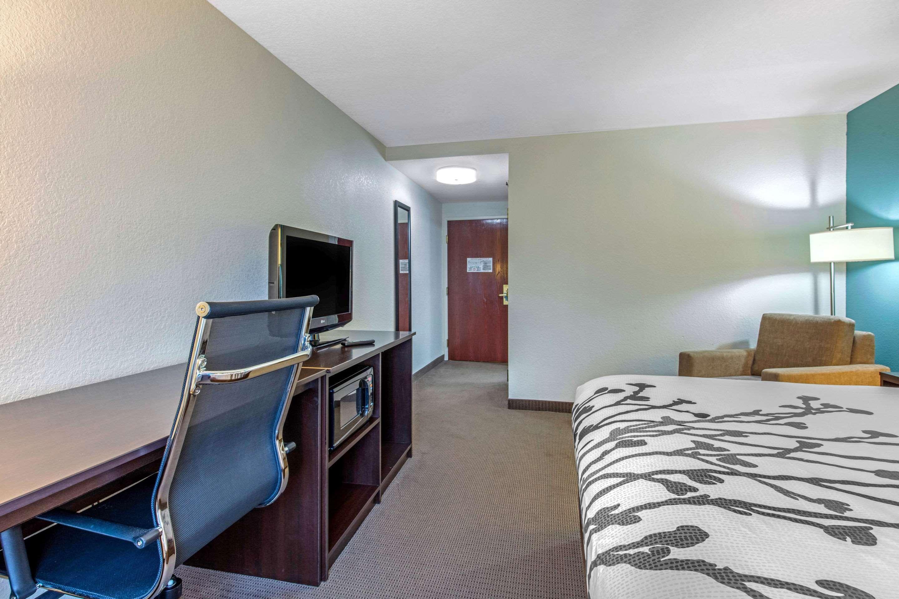 Sleep Inn & Suites Auburn Campus Area I-85 Exterior foto